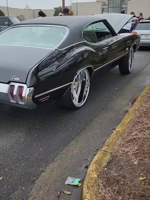 The people's choice 🏆 1970 showing off the curves 😎 #oldmobile #carsoftiktok #photoshoot #carshow #atlanta #rap 