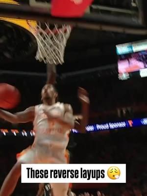 So #tough 👀 #vols #tennessee #cbb #basketball #reverse