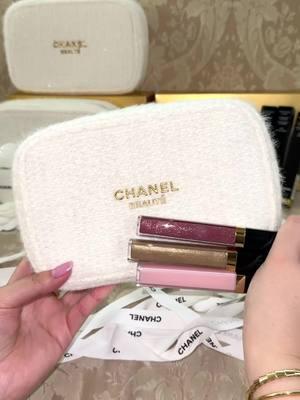 Chanel Lip Glosses✨ @chanel.beauty  #chanel #chanelbeauty #chanelbag #chanelmakeup #chanelholiday #chanelholidaygiftsets #chanelsnowglobe #chanelunboxing #chanellipgloss 