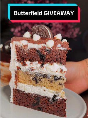 Anyone who knows me knows how much I LOVE @Butterfield Market and they now carry My cake!!!! Head over to my IG to enter my giveaway! 3️⃣ lucky winners in NYC will each win a $100 gift card to Butterfield Market‼️  #contest #giveaway #yum  #butterfieldnyc   #butterfieldforeveryone #nycfoodie #nycfood #nyceats ##cupcake #cookie #chocolate #dessert #newforkcity #Foodie #food #foodporn #butterfieldmarket #cake #oreos #oreo