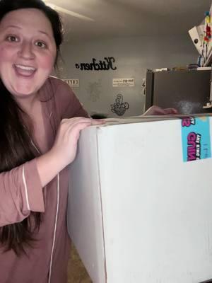 yay for @GuinthersCo #singlemom #guinthers #schoollunch #schoolfood #unboxing #yay #excited #singlemomlife #MomsofTikTok 