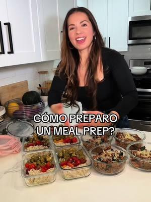 COCINA CONMIGO!👩🏻‍🍳ideas para tu almuerzo y cena. Están perfectas si haces #AyunoIntermitente como yo. Aquí están los ingredientes para cada comida. Avísame si te gustan! Y recuerda que tengo muchas más de 150 recetas para bajar de peso en mi RECETARIO. Link en Mi perfil! ❤️ LUNCH: CAMOTE Y PAVO  * 3 camotes 🍠 en cubos (aceite de aguacate, sal y pimienta)  * 2 libras de pavo molido (aceite de aguacate, y taco seasoning)  * mucho Kale  * queso vegano TACO SEASONING CASERO:  * ﻿﻿2 cucharaditas de chile en polvo * ﻿﻿1 cucharadita comino molido * ﻿﻿1 cucharadita Paprika * ﻿﻿3/4 cucharadita ajo en polvo * ﻿﻿1/2 cucharadita cebolla en polvo * ﻿﻿1/2 cucharadita de sal * ﻿﻿1/4 cucharadita de pimienta POLLO EN SALSA VERDE *  2 Libras de Pollo (pechuga cortada en cubos) y el aderezo de abajo * 1 taza jugo limon * 1/2 taza aceite de aguacate o oliva * 1 manojo de espinacas  * 1 Manojo de cilantro * 1 cebolla * 6 dientes de ajo * 2 cucharadas de cominos, sal, pimienta . . . . . . #mealprep #AyunoIntermitente #menusemanal #saludable #bajardepeso #pollohorneado #camotes #sweetpotatoe #breakfastmealprep #lunchmealprep #menusemanaleconomico #comida #comidamexicana #ideasdecomida #quehagodecomer #arrozdecoliflor#chickendinnermealprep #intermittentfasting #huerto #cultivar  #quehagodecomerhoy #whatieat #recipes #recipeideas #dairyfree #mealsforweightloss #weightloss #glutenfree #cauliflowerrice