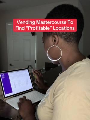 Come make these dollazzz that’s thousands…even hundred thousands!!! Don’t sleep on an easy hustle!!! #vendingmachinebusiness #vendingmachinebusiness #howtostartavendingmachinebusiness #vendingmachine #startabusiness #coachroxy #wealthymindset #wealthy #financialfreedom #entrepreneur #passiveincome #millionairemindset #money 