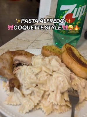 Coquette Pasta 🎀🔥#EasyRecipe #recetasfaciles #pasta#pastaalfredo#sahm#mamade3#fyp#trending#viral#cookwithme#DinnerIdeas #coquettepasta #bowtiepasta #easymeals 