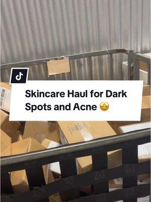 Your skincare haul for dark spots and acne is on the way! #darkspottreatment #acnetreatments #acneproneskincare #darkspotskincare #skincarefordarkspots #skincarehaul 