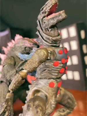 Godzilla using zilla as a shield #Godzilla#godzillaactionfigures#comedy#deadpoolwolverine#actionfigures