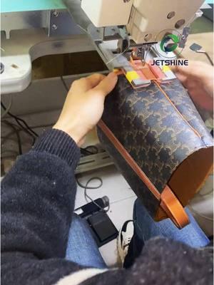 Cómo utilizar una máquina de coser automática para hacer bolsos.#handbag #handbagsewing #costura de bolsos#сумочкашитье#сумочкамашина#máquina de bolsos