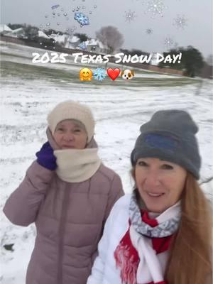 #2025snow #texassnow #snowday #snowday2025 #storm #ellieleekapp #ellielee #lovemydog #fun #lovelyday #texasfreeze #gratefulheart #viralvideo #cold #coldweather #texas #houston #houstontx #somuchfun #goldenretriever #goldenretrieverlife 