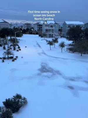 Waiting for the kids to wake up to have their first snow day!!!❄️⛄️🌴⛷️ #snowonthebeach 