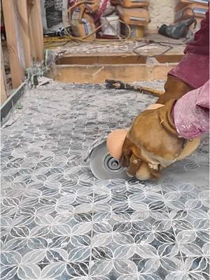 Easiest way to remove a tile floor 👊  #DIY #tile #homeimprovement #bathroomremodel #bathroomremodelingteacher 