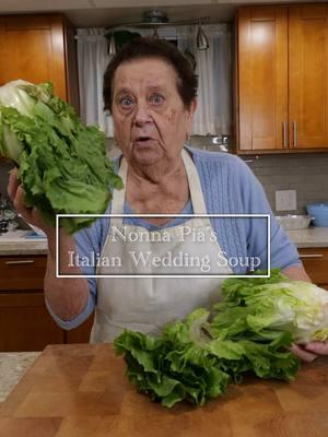 Nonna Pia’s Italian Wedding Soup 🇮🇹 👰‍♀️🥣 #nonnapia #homemade #soup #MadeWithLove #italianweddingsoup #myhandsareclean 