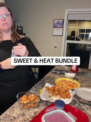 Sweet & Heat Bundle! Perfection. #fyp #hothoney #elijahsxtreme #spicynugs #tiktokshopjumpstart #tiktokshoploveatfirstfind ##TikTokShopValentinesDay #tiktokshopvalentines #Valentinesdaygifts #leftovers 