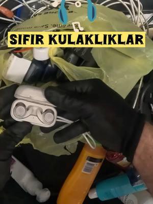 Sıfır kulaklıklar #amerika #depo #parfüm #kulaklık #sıfır #koleksiyon #antika #para 