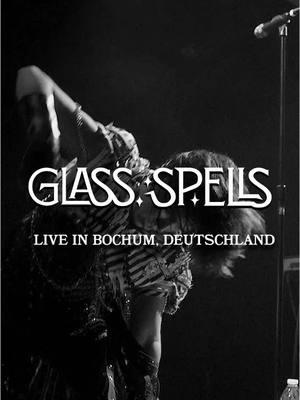 GLASS SPELLS LIVE IN BOCHUM, DEUTSCHLAND Auf ihrer ersten Europatournee 5. Februar 2025 In Die Trompete #synthpop #newwave #discovibes #electronicmusic #bochum 