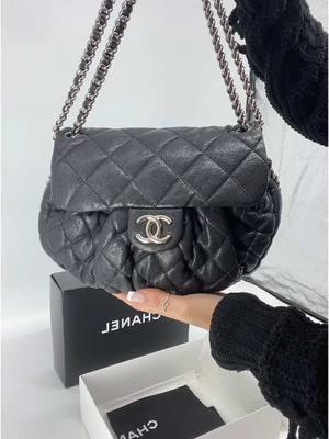 Unboxing perfection! The Chanel Lambskin Quilted Mini Chain Around Messenger Bag (18 Series) 😍✨ A true gem of timeless style and elegance. 🖤  #ChanelUnboxing #chanel #cc #chanelbag #unboxing #unbox #chanelstyle #chaneladdict #baglover #baglovers #fashion #luxurybags #luxury #lux #designer #designerbags #luxurystyle #baggoals #timeless #fyp #unboxingtime #bagtok #tiktokmademedoit #treatyourself #stylegoals #explore 