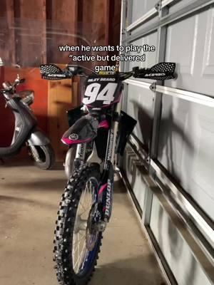 very directed. #ingodwetrust #real #relatable #anger #angry #him #Relationship #snapchat #active #delivered #dirtbike #yamaha #yz125 