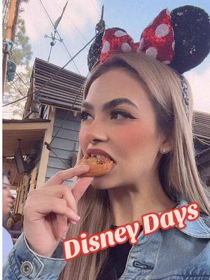 #february #sweetheartsnight #disney #disneyland #sweet #foodies #disneyfood #sweetheart #sweetheartsnightdisneyland #ValentinesDay #Love #pasta #chocolate #drinks #lemonade #beignets #ravioli #fyp #fypシ #disneyworld #humor #funny #itati #chinga 