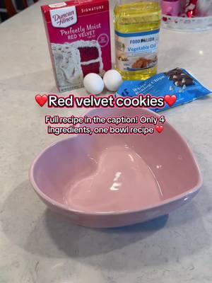 #creatorsearchinsights simple & so good! What could be better for Valentine’s day or the season of love than red velvet cookies? PLUS they’re a hack recipe using a red velvet box mix 🥰  Recipe  1 (16.5-ounce) box red velvet cake mix 1/3 cup (80 ml) oil 2 large eggs at room temperature 1 cup (190 grams) white chocolate chips Bake at 350°F for 10 to 12 minutes or until the tops of the cookies are set. Remove from the oven and allow the cookies to cool for 5 to 10 minutes on the baking sheet, then transfer them to a wire rack to finish cooling. #cookies #cookiesoftiktok #cookiebaking #chocolatechipcookies #homebakery #cottagebakery #sacramentoeats #cookiebakery #cookiebusiness #cottagefoodbaker