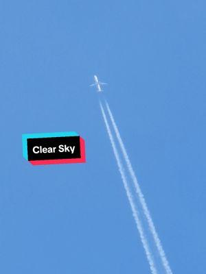 It's a beautiful day, clear skies.  Let's take care of that.. 😄🌱🌧 #kentucky #sky #beautiful #plane #jet #trail #chem #birdseeding #seeding #Love 