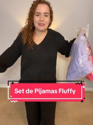 Este conjunto de pijama es todo lo que necesitas para sentirte cómoda y abrigada. 🌙✨ Incluye un top de manga larga, combinado con pantalones con cintura ajustable y prácticos bolsillos. Perfecto para relajarte en casa, dormir plácidamente o disfrutar de un día de descanso con estilo. Hecho con tela esponjosa y suave, te brinda esa sensación acogedora que tanto amas. ¡Ideal como regalo o para consentirte! 🛏️💕 #PijamasDeMujer #ConjuntoDePijamas #RopaComoda #PijamasEsponjosas #RopaParaDormir #PijamasDeInvierno #RopaCasualMujer #LoungewearSet #RopaParaCasa #PijamasSuaves #PijamasConEstilo #RopaDeDescanso #PijamasDeTemporada #RopaPlushMujer #RopaAcogedora #ConjuntoDeLoungewear #PijamasParaRegalar #RopaComodaMujer #RopaDeInvierno #PijamasFluffy #DormirConEstilo #PijamasElegantes #RopaParaRelajarse #PijamasModernas #RopaParaFrío #PijamasParaElla #RegaloPerfectoMujer #regaloparamama #regaloparaminovia #regaloparaella #pijamasparadormircomoda #pijamasparafrio #pijamaset 