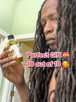 #TTSLevelUp #NewYearNewAura #tiktokshopjumpstartsale #giftforhim #giftforhim #giftideas #ValentinesDay #tiktokshopmademebuyit #tiktokshopvalentinesday #forher #giftforher #strawberries #strawberry #strawberryshortcake #oils #nourish #moisturize 