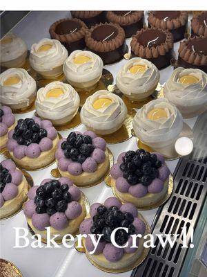 and it’s gonna hit everytime 😭😭 LES Bakery Crawl coming soon! . . #nycfood #nycbakeries #Foodie #nyceats #nycdesserts @Raymond Zhao 