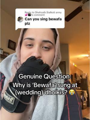 Replying to @Shahzaib Sialkoti army💞🕋 I’ve genuinely always wondered this 😂 it’s a BOP and I love the song, but why at a wedding event? DISCUSS! #dholjockey #punjabi #pakistan #pakistani #dholki #dholkisongs 