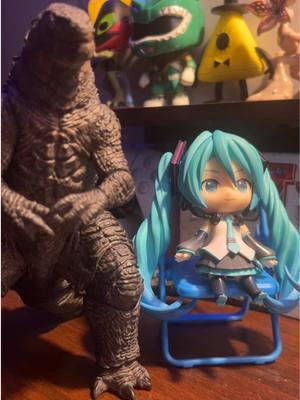 @‼️𝒢ℴ𝒿𝒾𝓇𝒶𝓂𝒶‼️  #Godzilla #hatsunemiku #hiyatoys #nenderoid #neca 