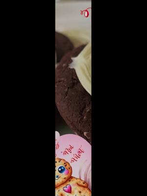 Fine Cookies de red velvet con cream chees #funnyvideo #follow #megusta #pasteleriacreativa #paratii #cupcakes #debocaenbocacakes #pastelesparatodaocasion 