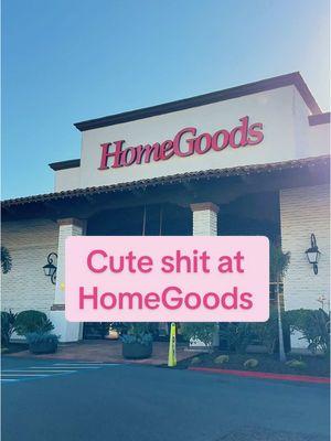 @HomeGoods always has the cutest things 💖 #shopping #ValentinesDay #valentinesdaydecor #decorshopping #homegoods 