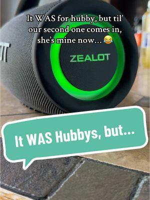 #zealotspeaker #zealots97 #portablewirelessspeaker #loudmusic #bestspeaker #musicislife #dubstep #goodbass 