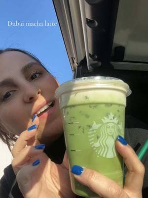 Ya lo privaste? #stabucks #matcha #dubaimatcha #dubaimatcha #dubaichocolate #matchapistachio #tryinnewthings #dubai 