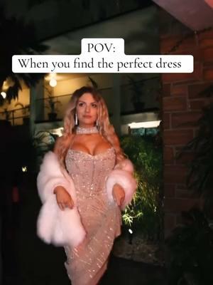 The only place to buy your gowns at Hollywoodiva.com #FashionInspo #OOTD  #EveningGlam #ChicAndTimeless #RedCarpetReady #StyleGoals