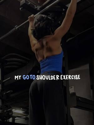 trust me capped shoulders DONT MAKE YOU LOOK MANLY please 🧍🏻‍♀️ #workouts #gymgirl #shoulderexercises #gymgirlworkouts #pushworkoutswomen #shoulderexercisesforwomen #gymsharkwomen 