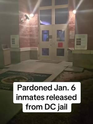 Waves of people imprisoned for crimes at the U.S. Capitol on Jan. 6, 2021, were released from D.C.’s jail to cheers late Tuesday, after President Donald Trump pardoned them on his first day back in office. More info in bio. #jan6 #trump #pardoned #DC #nbcdfw 