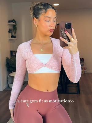 the cutest gym outfit and it’s giving Valentine’s Day vibes💓💅  code ANA10 @Gymshark for money off #cutegymoutfit #gymsharkwomen 