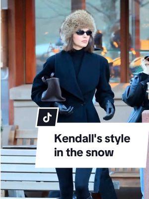 @Kendall Jenner aparece en la nieve con la tendencia de los abrigos de pelo! 🙏  #fashion #women #trendy #kardashian #nieve #abrigos #jomarigoyso #kendalljenner #jennersisters 