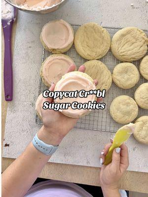 These might just be the easiest sugar cookies you will ever make.🙌  They feature a NO CHILL dough that you don’t even have to roll out. Which means you can go from craving to cookie in no time flat. Make ‘em just how you want them! Make ‘em big, make ‘em small, with our without almond extract!  Search ‘sugar cookie’ using the link in my bio for the full recipe. 👈 Recipe can also be found in my new cookbook, Cookies for Days! #cookies #sugarcookies #almond #almondcookie #baking #baker #Recipe #recipereview #sugarcookiesofinstagram #bakersgonnabake #cookieshop #chilled 