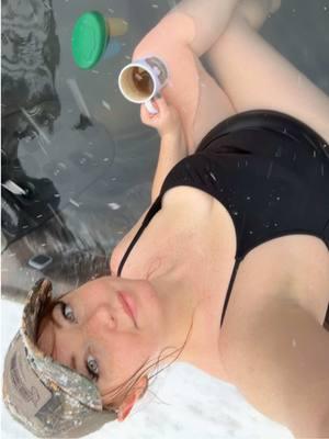 Doesn’t get much better than this! Hot tea in the hot tub while it snows!…. +ducks! #callduck #rouenduck #snowday #hottub 