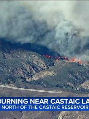 [1/22/2025 at 1pm] A brush #fire erupted amid powerful winds Wednesday afternoon in the #Castaic area, quickly spreading to more than 3,400 acres as it burned out of control near the 5 Freeway, officials said. #californiafires #wildfires #southerncalifornia 