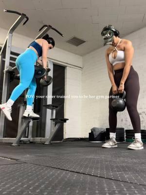 I love it here 🏋🏽‍♀️ @Maylee Garate #GymTok #sisterworkout #accountabilitypartners #gluteday #gluteworkout #gymgirls 