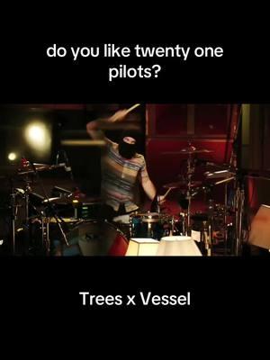 OUT NOW on my youtube :3 #twentyonepilots #tøp #tylerjoseph #joshdun #mashup #odetosleep #trees #vessel #carradio #screen #houseofgold 