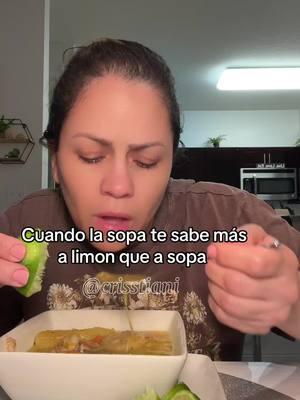 Sopa de pollo o limon de sopa 🤣😂 #sopadepollo #soup #lemon #limon #humor #meme #paratii 