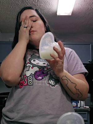 let this be a lesson, don't leave milk out on the counter😭 #firsttimemom #pumpingmom #boymom #pourmilkwithme #pumpingfail #firstpumpoftheday #fyp #foryoupage #tiktok 