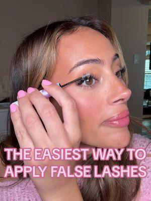 the BEST false lash routine ever 😌💗 this is the easiest way how to put on false lashes and looks so natural ✨ #falseeyelashes #falselashes #beginnermakeup #howtoputonlashes #falsies  #falselashtutorial 