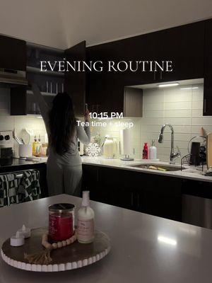 Calm evening routine ☁️🥘🚿  #eveningroutine #nightroutine #nighttimeroutine #skincare #beauty #Lifestyle #aestheticnightroutine #slowevenings #softlife #softgirl #marriedlife #nokids #dinkcouple #catmom 