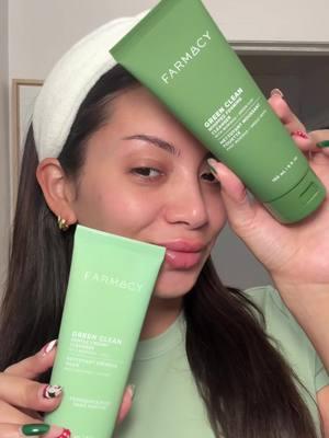 "I love that my skin feels comfortable after cleansing." 💧✨ @ambervcruz gets it—Gentle Creamy Cleanser is here for the soft, soothing cleanse that leaves your skin happy, hydrated, and oh-so-comfy. Ready to feel the difference? 💚 #calmskin #winterskincare #greenclean #cleansingbalm #newcleansers #sensitiveskin #sensitiveskincleanser #cozyvibes #skincareroutine #cleanbeauty #sephoracleansers #selfcaretime #glowingskin #beautytips #skincareobsessed #hydratedskin #nighttimeroutine #skincaretips