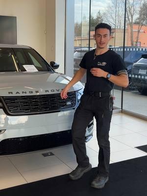 Velar sales after this video 📈📈📈 #passengerprincess #rangerover #rangerovervelar #humor #cars #carsoftiktok #luxury 