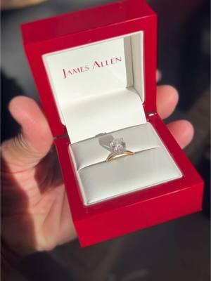 We absolutely love Dayle’s much deserved push present! Thank you to @JamesAllen | Engagement Rings for making it so easy to design her upgraded engagement ring!  #jamesallenpartner