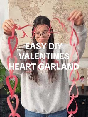 Easy DIY valentines heart garland 💕  Took me less than 5 mins to make lol 🙌🏻 #valentinesdiy #valentinescrafts #easycrafts #diycraftideas #valentinesdaydiy #valentinesdaycrafts #valentinescraft 